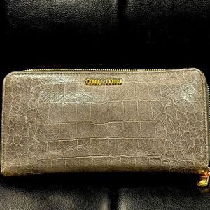 Miu Miu Gray Croc-Embossed Wallet